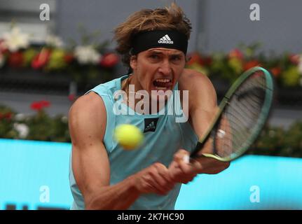 ©Laurent Lairys/MAXPPP - Alexander Zverev aus Deutschland während des Mutua Madrid Open 2022 Tennisturniers am 4. Mai 2022 im Caja Magica Stadion in Madrid, Spanien - Foto Laurent Lairys / Stockfoto