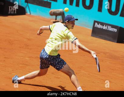 ©Laurent Lairys/MAXPPP - Hubert Hurkacz von Pologne während des Mutua Madrid Open 2022 Tennisturniers am 5. Mai 2022 im Caja Magica Stadion in Madrid, Spanien - Foto Laurent Lairys / Stockfoto