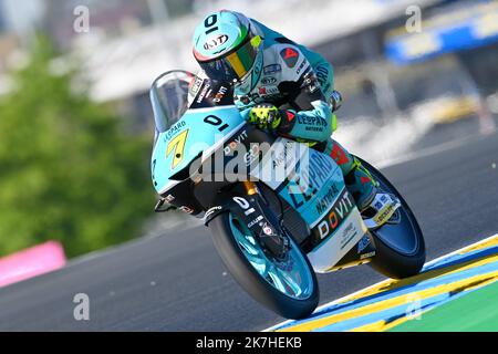 ©PHOTOPQR/OUEST FRANKREICH/Daniel FOURAY ; Paris ; 14/05/2022 ; Motocyclisme . Vitesse . Championnat du Monde . Grand prix de France Moto . L'Italien Dennis Foggia prendra le départ en Pole Position du Grand prix catégorie Moto3 . 07 . Dennis Foggia . Leopardenrennen . Honda Italie Foto Daniel Fouray . Stockfoto