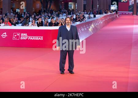 17. Oktober 2022, Rom, RM, Italien: Giuseppe Battiston besucht den roten Teppich des Films ''La Guerra Desiderata'' während des fünften Tages der siebzehnten Ausgabe des Rome Film Fest (Bild: © Matteo Nardone/Pacific Press via ZUMA Press Wire) Stockfoto