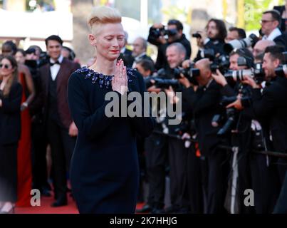 ©PHOTOPQR/NICE MATIN/Frantz Bouton ; Cannes ; 20/05/2022 ; britische Schauspielerin Tilda Swinton kommt für die Vorführung des Films 'drei tausend Jahre Sehnsucht' während der 75. Ausgabe des Cannes Film Festival in Cannes , Südfrankreich , am Mai 20 , 2022 . - Internationales Filmfestival von Cannes am 20. 2022. Mai Stockfoto