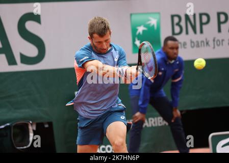 Thierry Larret/Maxppp. Tennis. Roland Garros 2022. International de France de Tennis. Stade Roland Garros, Paris (75). Mai 23 2022. Court Suzanne LENGLEN : Stan WAWRINKA (SUI) gegen Corentin MOUTET (FRA). Stockfoto