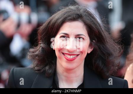 ©Pierre Teyssot/MAXPPP ; Cannes Film Festival 2022. 75. Ausgabe des 'Festival International du Film de Cannes' am 24/05/2022 in Cannes, Frankreich. Prominente und Schauspieler auf dem Roten Teppich, Rima Abdul-Malak. Französischer Kulturminister. â© Pierre Teyssot/Maxppp Stockfoto