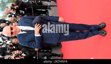 ©PHOTOPQR/NICE MATIN/Patrice Lapoirie ; Cannes ; 24/05/2022 ; französischer Regisseur Jacques Audiard kommt für die Vorführung des Films 'The Innocent (L'Innocent)' während der 75. Ausgabe des Cannes Film Festival in Cannes , Südfrankreich , am Mai 24 , 2022 . Stockfoto