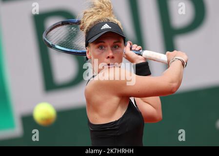 ©PHOTOPQR/LE PARISIEN/LP / Arnaud Journois ; PARIS ; 26/05/2022 ; TENNIS , ROLAND GARROS 2022 , Leolia Jeanjean vs Karolina Pliskova Stockfoto