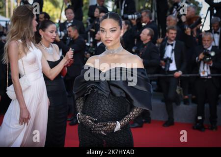 ©PHOTOPQR/LE PARISIEN/Fred Dugit ; Cannes ; 25/05/2022 ; Cuture / Cinéma Palais des Festivals à Cannes (06), le 25 Mai 2022 Tapis Rouge du Film ELVIS de Baz Luhrmann Shanina Shaik Photo LP / Fred Dugit Stockfoto