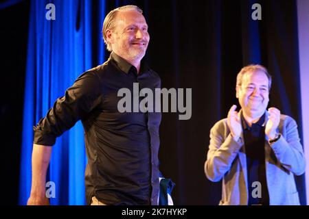 ©PHOTOPQR/NICE MATIN/Patrice Lapoirie ; Cannes ; 26/05/2022 ; mads mikkelsen Masterclass - International Cannes Film Festival on May 26. 2022 Stockfoto