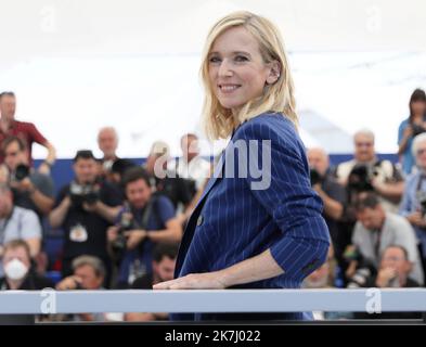 ©PHOTOPQR/NICE MATIN/Patrice Lapoirie ; Cannes ; 27/05/2022 ; französische Schauspielerin Lea Drucker posiert während einer Fotoserie für den Film 'Close' bei der Ausgabe 75. des Cannes Film Festival in Cannes, Südfrankreich, am Mai 27, 2022. - Internationales Filmfestival von Cannes am 27. 2022. Mai Stockfoto