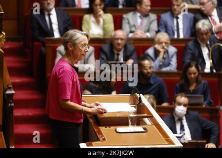 ©PHOTOPQR/LE PARISIEN/Olivier Corsan ; Paris ; 06/07/2022 ; Assemblée Nationale, Paris, Frankreich, le 6 juillet 2022. La première ministre Elisabeth trug einen prononcé son depres de politique générale devant l'Assemblée Nationale. - NATIONALVERSAMMLUNG: ELISABETH BORNE’S ALLGEMEINE POLITISCHE REDE 7 2022. JULI PARIS FRANKREICH Stockfoto