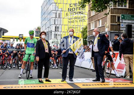 ©PHOTOPQR/VOIX DU Nord/PASCAL BONNIERE ; 06/07/2022 ; LILLE 06.07.2022 Sport - Cyclisme - Tour france - 5eme etpae entre Lille et Aremberg PHOTO PASCAL BONNIERE / LA VOIX DU Nord MARTINE AUBRY 109. Tour de France, cycling race Stockfoto