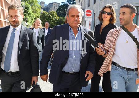 ©Francois Glories/MAXPPP - 08/07/2022 die beiden ehemaligen Top-Führungskräfte des internationalen Fußballs, Sepp Blatter und Michel Platini, kommen getrennt zum Bundesstrafgericht in Bellinzona für das Urteil im FIFA-Fall. Bellinzona Schweiz. Juli 08 2022. Stockfoto