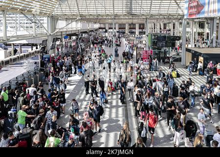 ©Sebastien Muylaert/MAXPPP - 08/07/2022 Illustration de la gare de Lyon un jour de dart en grandes vacances. Paris, 09.07.2022 Stockfoto