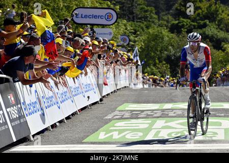 ©PHOTOPQR/L'EST REPUBLICAIN/ALEXANDRE MARCHI ; PLANCHER LES MINES ; 08/07/2022 ; SPORT - CYCLISME - TOUR DE FRANCE 2022 - 109 EME EDITION - TDF - 7 EME ETAPE - TOMBLAINE - LA SUPER PLANCHE DES BELLES FILLES - ARRIVEE. Plancher les Mines 8 juillet 2022. Thibaut PINOT. FOTO Alexandre MARCHI. Die Ausgabe 109. des Radrennens der Tour de France findet vom 01. Bis 24. Juli 2022 statt Stockfoto