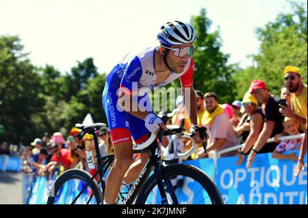 ©PHOTOPQR/L'EST REPUBLICAIN/ALEXANDRE MARCHI ; PLANCHER LES MINES ; 08/07/2022 ; SPORT - CYCLISME - TOUR DE FRANCE 2022 - 109 EME EDITION - TDF - 7 EME ETAPE - TOMBLAINE - LA SUPER PLANCHE DES BELLES FILLES - ARRIVEE. Plancher les Mines 8 juillet 2022. Thibaut PINOT. FOTO Alexandre MARCHI. Die Ausgabe 109. des Radrennens der Tour de France findet vom 01. Bis 24. Juli 2022 statt Stockfoto