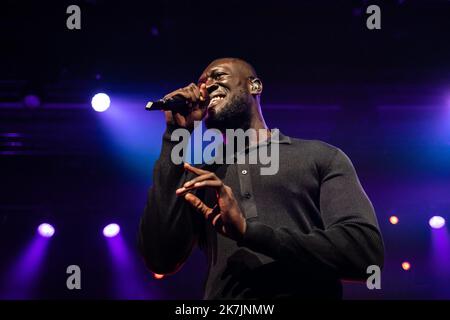 ©Simon Becker / Le Pictorium/MAXPPP - Montreux 11/07/2022 Simon Becker / Le Pictorium - 11/7/2022 - Suisse / Lac Leman / Montreux - L'artiste Hip-Hop britannique Stormzy en concert au Montreux Jazz Festival le 11 juillet 2022. / 11/7/2022 - Schweiz / Genfersee / Montreux - der britische Hip-Hop-Künstler Stormzy tritt am 11. Juli 2022 beim Montreux Jazz Festival live auf Stockfoto