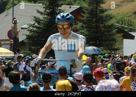 ©PHOTOPQR/LE COURRIER PICARD/HASLIN ; Alpe d'Huez ; 14/07/2022 ; 14/07/22 Tour de France 12eme etape Briancon - l'Alpe d'Huez Ambiance Caravane publicitaire Foto Fred Haslin - die 109. Ausgabe der Tour de France Radrennen findet statt von 01 bis 24 Juli 2022 - Stockfoto