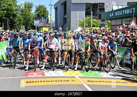 ©PHOTOPQR/LE PROGRES/Rémy PERRIN - Saint-Étienne 16/07/2022 - Tour de France 2022 -Tour de France 2022. 109E édition. Etape 14 entre Saint-Etienne et Mende. Départ devant le stade Geoffroy Guichard. Stockfoto