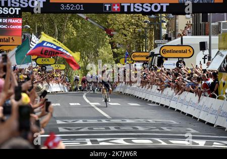 ©PHOTOPQR/LA DEPECHE DU MIDI/MARC SALVET ; CAHORS ; 22/07/2022 ; - DDM MARC SALVET - CHRISTOPHE LAPORTE GAGNE A CAHORS die diesjährige Tour de France findet vom 01. Bis 24. Juli 2022 statt Stockfoto