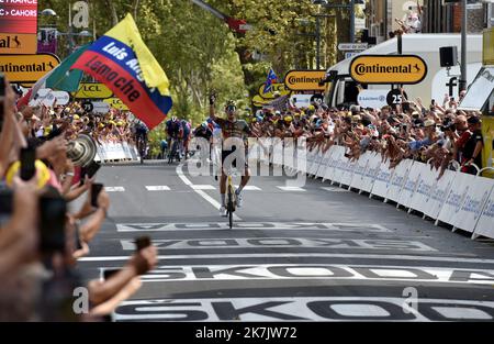 ©PHOTOPQR/LA DEPECHE DU MIDI/MARC SALVET ; CAHORS ; 22/07/2022 ; - DDM MARC SALVET - CHRISTOPHE LAPORTE GAGNE A CAHORS die diesjährige Tour de France findet vom 01. Bis 24. Juli 2022 statt Stockfoto