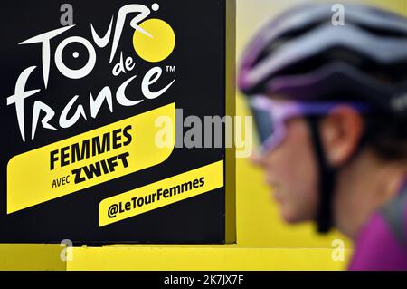 ©PHOTOPQR/L'EST REPUBLICAIN/ALEXANDRE MARCHI ; PROVINS ; 25/07/2022 ; SPORT - CYCLISME - TOUR DE FRANKREICH FEMMES AVEC ZWIFT - 1 ERE EDITION - TDF FEMININ 2022 - ETAPE 2 - MEAUX - PROVINS - ARRIVEE - ILLUSTRATION. Provins 25 Juillet 2022. Le Tour de France Femmes avec Zwift. FOTO Alexandre MARCHI. - JULI 25TH 2022 2022 WOMEN'S TOUR DE FRANCE, RADRENNEN Stockfoto