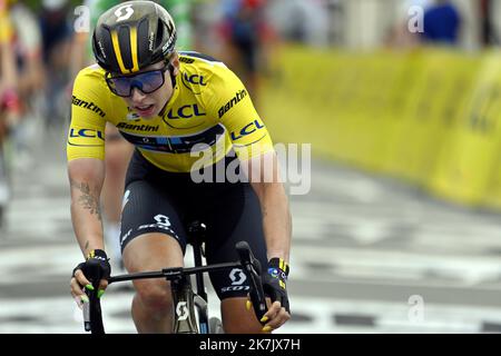 ©PHOTOPQR/L'EST REPUBLICAIN/ALEXANDRE MARCHI ; PROVINS ; 25/07/2022 ; SPORT - CYCLISME - TOUR DE FRANKREICH FEMMES AVEC ZWIFT - 1 ERE EDITION - TDF FEMININ 2022 - ETAPE 2 - MEAUX - PROVINS - ARRIVEE. Provins 25 Juillet 2022. Laurena WIEBES perd son Maillot Jaune. FOTO Alexandre MARCHI. - JULI 25TH 2022 2022 WOMEN'S TOUR DE FRANCE, RADRENNEN Stockfoto