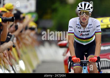 ©PHOTOPQR/L'EST REPUBLICAIN/ALEXANDRE MARCHI ; PROVINS ; 25/07/2022 ; SPORT - CYCLISME - TOUR DE FRANKREICH FEMMES AVEC ZWIFT - 1 ERE EDITION - TDF FEMININ 2022 - ETAPE 2 - MEAUX - PROVINS - ARRIVEE. Provins 25 Juillet 2022. Elisa BALSANO (Trek Segafredo) Championne du Monde sur Route 2021. FOTO Alexandre MARCHI. - JULI 25TH 2022 2022 WOMEN'S TOUR DE FRANCE, RADRENNEN Stockfoto