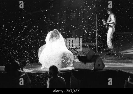 ©Philippe Gras / Le Pictorium/MAXPPP - Paris 24/09/1970 Philippe Gras / Le Pictorium - 24/09/1970 - Frankreich / Ile-de-France / Paris - Concert des Rolling Stones au Palais des Sports a Paris, 1970 / 24/09/1970 - Frankreich / Ile-de-France (Region) / Paris - Rolling Stones Konzert im Palais des Sports in Paris, 1970 Stockfoto