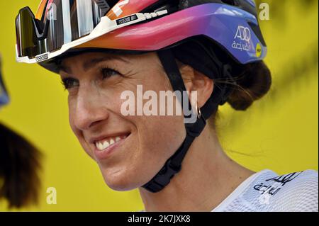 ©PHOTOPQR/L'EST REPUBLICAIN/ALEXANDRE MARCHI ; TROYES ; 27/07/2022 ; SPORT - CYCLISME - TOUR DE FRANCE FEMMES AVEC ZWIFT - 1 ERE EDITION - TDF FEMININ 2022 - ETAPE 4 - TROYES - BAR SUR AUBE - DYE. Troyes 27 Juillet 2022. L'espagnole Margarita Victo GARCIA CANELLAS (UAE Team ADQ). FOTO Alexandre MARCHI. 4. Etappe der Neuauflage des Radrennens der Frauen-Tour de France, 126,8 km zwischen Troyes und Bar-sur-Aube, Ostfrankreich, am 27. Juli 2022. Stockfoto