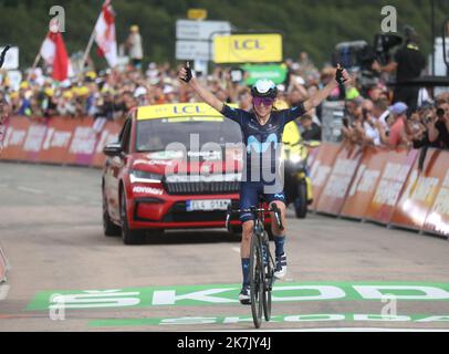 ©PHOTOPQR/L'ALSACE/Vincent VOEGTLIN ; Markstein ; 30/07/2022 ; Annieke Van Vleuten (Movistar), passe la ligne d'arrivée et remporte la 7ème étape du Tour de France Femmes au Markstein, le 30 juillet 2022. 7. Etappe der Neuauflage des Radrennens der Frauen-Tour de France, 127,1 km zwischen Selestat und Le Markstein am 30. Juli 202 Stockfoto