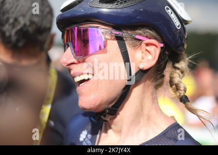 ©PHOTOPQR/L'ALSACE/Vincent VOEGTLIN ; Markstein ; 30/07/2022 ; Annieke Van Vleuten (Movistar), avec le sourire lors de l'arrivée la 7ème étape du Tour de France Femmes au Markstein, le 30 juillet 2022. 7. Etappe der Neuauflage des Radrennens der Frauen-Tour de France, 127,1 km zwischen Selestat und Le Markstein am 30. Juli 2022. Stockfoto