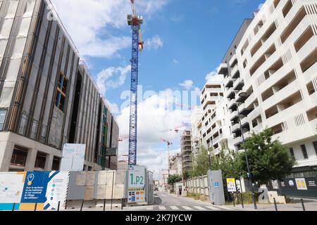 ©PHOTOPQR/LE PARISIEN/Ph Lavieille ; SAINT OUEN ; 01/08/2022 ; Illustration du chantier du Village des athlètes pour les Jeux Olympiques de 2024 implanté sur les communes de Saint Ouen et St Denis. - Saint Ouen, Frankreich, august 1. 2022, Standort des Athleten-Dorfes für die Olympischen Spiele 2024 in den Gemeinden Saint Ouen und St Denis. Stockfoto