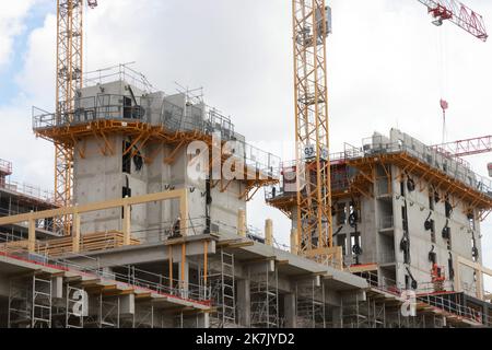 ©PHOTOPQR/LE PARISIEN/Ph Lavieille ; SAINT OUEN ; 01/08/2022 ; Illustration du chantier du Village des athlètes pour les Jeux Olympiques de 2024 implanté sur les communes de Saint Ouen et St Denis. - Saint Ouen, Frankreich, august 1. 2022, Standort des Athleten-Dorfes für die Olympischen Spiele 2024 in den Gemeinden Saint Ouen und St Denis. Stockfoto