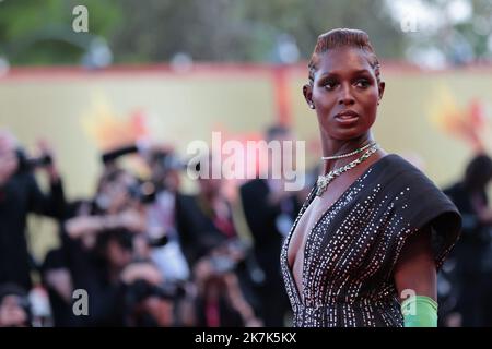 ©Pierre Teyssot/MAXPPP ; Gäste auf dem Roten Teppich des Eröffnungstages des Internationalen Filmfestivals Venedig 79. am 31. August 2022 im Lido di Venezia in Venedig, Italien. Jodie Turner-Smith Â© Pierre Teyssot / Maxppp Stockfoto