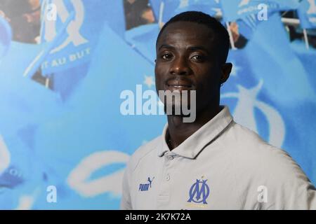 ©PHOTOPQR/LA PROVENCE/Franck Pennant ; Marseille ; 05/09/2022 ; Fußball : Championnat de France de Ligue 1 (L1) Portrait d' Eric Bailly , nouvelle rerue de l' Olympique de marseille (OM) Stockfoto