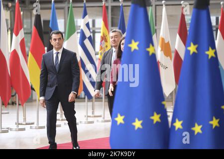 ©Nicolas Landemard / Le Pictorium/MAXPPP - Bruxelles 09/09/2022 Nicolas Landemard / Le Pictorium - 9/9/2022 - Belgique / Bruxelles / Bruxelles - Arrivee du Ministre de l'energie grecque Konstantinos SKREKA. / 9/9/2022 - Belgien / Brüssel / Brüssel - Ankunft des griechischen Energieministers Konstantinos SKREKA. Stockfoto