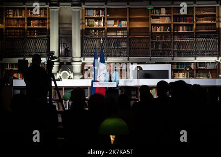 @ Pool/ Aurelien Morissard/Maxppp, Frankreich, paris, 2022/09/14 die französische Premierministerin Elisabeth hielt nach einem Besuch im Museum der neu renovierten Bibliotheque Nationale de France in Paris vor der Wiedereröffnung des Richelieu-Geländes der Bibliotheque nationale de France am 17. September Reden. 2022 nach mehr als zehn Jahren Renovierung Stockfoto