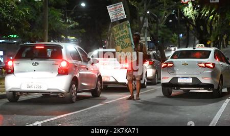 ©PHOTOPQR/OUEST FRANCE/Franck Dubray ; Belo Horizonte ; 23/08/2022 ; Reportage au Brésil avant les élections présidentielles qui auront lieu en Octobre. Les sans domicile fixe SDF dans la rue de Belo une Association leur vient en aide? (Foto Franck Dubray) - Brasilien vor den Präsidentschaftswahlen im August 2022 Stockfoto