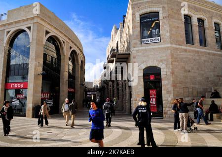 Alrov Mamilla Avenue ist eine der beliebtesten Open air Mall in Jerusalem, Israel. Stockfoto