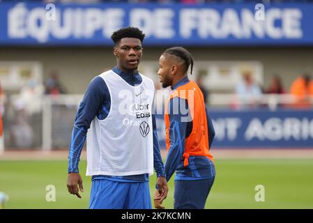 ©PHOTOPQR/LE PARISIEN/LP / ARNAUD JOURNOIS ; CLAIREFONTAINE ; 20/09/2022 ; RASSEMBLEMENT DE L'EQUIPE DE FRANCE DE FOOTBALL A CLAIREFONTAINE POUR PREPARER LES MATCHS DE LIGUE DES NATIONS FACE A L'AUTRICHE ET AU DANEMARK / AURELIEN TCHOUAMENI - FRANZÖSISCH FUSSBALLMANNSCHAFT TRAINING PARIS, CLAIREFONTAINE 20. SEPTEMBER 2022 Stockfoto