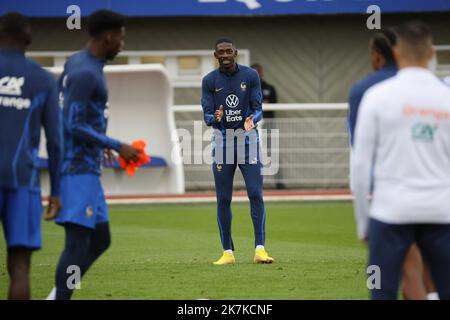 ©PHOTOPQR/LE PARISIEN/LP / ARNAUD JOURNOIS ; CLAIREFONTAINE ; 20/09/2022 ; RASSEMBLEMENT DE L'EQUIPE DE FRANCE DE FOOTBALL A CLAIREFONTAINE POUR PREPARER LES MATCHS DE LIGUE DES NATIONS FACE A L'AUTRICHE ET AU DANEMARK / OUSMANE DEMBELE - FRANZÖSISCH FUSSBALLMANNSCHAFT TRAINING PARIS, CLAIREFONTAINE 20. SEPTEMBER 2022 Stockfoto