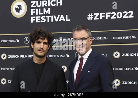 ©Francois Glories/MAXPPP - 23/09/2022 der französische Schauspieler Louis Garrel und der russische Regisseur Kirill Serebrennikov nehmen während des Zurich Film Festivals 18. in der Schweiz an der Fotoschau „L'Innocent“ Teil. September 23 2022. Stockfoto