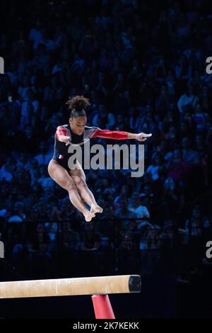 Mylene Deroche/IP3 - die Französin Melie De Jesus Dos Santos nimmt am Finale des Kunstturniers der Frauen beim internationalen Turnieren in Frankreich 23. in der Accor Arena Teil. In Paris, Frankreich, am 25. september 2022. Stockfoto