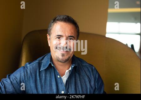 ©PHOTOPQR/OUEST FRANCE/Mathieu Pattier / Ouest France ; Dinard ; 29/09/2022 ; Festival du cinéma britannique à Dinard en Bretagne. Photo Call des membres du Jury à l'Hôtel Thalasso Emeria. Le président du Jury José Garcia . - Dinard British Film Festival Frankreich, 29 2022. September Stockfoto