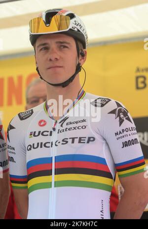 ©Laurent Lairys/MAXPPP - Remco Evenepoel vom Quick Step Alpha Vinyl Team beim Binche - Chimay - Binche 2022, Memorial Frank Vandenbrouck Radrennen am 4. Oktober 2022 in Binche, Belgien - Foto Laurent Lairys / MAXPPP Stockfoto