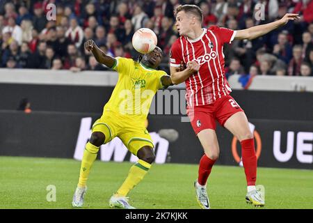 ©PHOTOPQR/OUEST FRANCE/Jérôme Fouquet ; FRIBOURG ; 06/10/2022 ; Fußball. Europa Ligue. Fribourg / FC Nantes. Moses Simon. Foto: Jérôme Fouquet/Ouest-France. Stockfoto