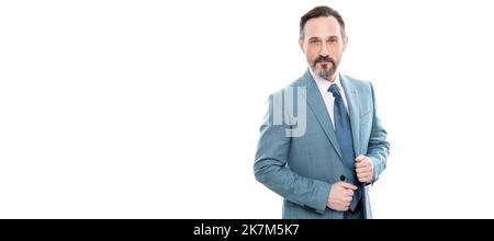 Reifer makler mit grizzled Haar in Anzug isoliert auf weißen, formalwear. Mann Gesicht Porträt, Banner mit Kopieplatz. Stockfoto