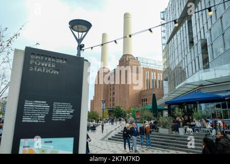 London - Oktober 2022: Battersea Power Station, neu eröffnetes Handels- und Freizeitangebot im Südwesten Londons Stockfoto