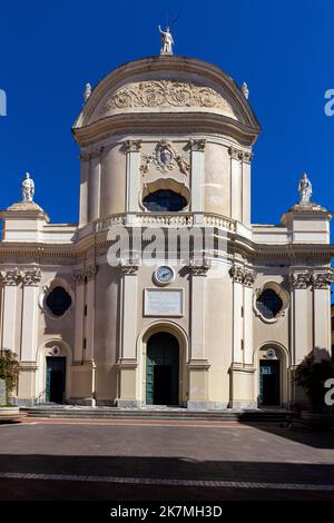 Stiftskirche San Giovanni Battista, Parasio, Altstadt von Imperia, Stadtteil von Porto Maurizio. Provinz Imperia, Region Ligurien. Italien. Stockfoto
