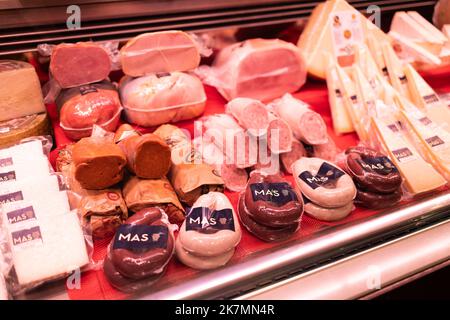 Valencia, Spanien Oktober 13: MAS Food Liebhaber seit 1945 Lebensmittel. Valencia Central Market oder Mercat Central. Erbaut im Jahr 1914, einem der größten Märkte in Stockfoto