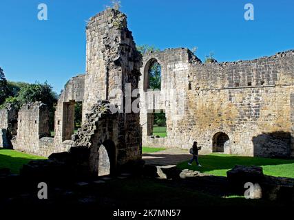 Kirkstall Abbey, ein Zisterzienserkloster in Leeds, West Yorkshire, England Stockfoto